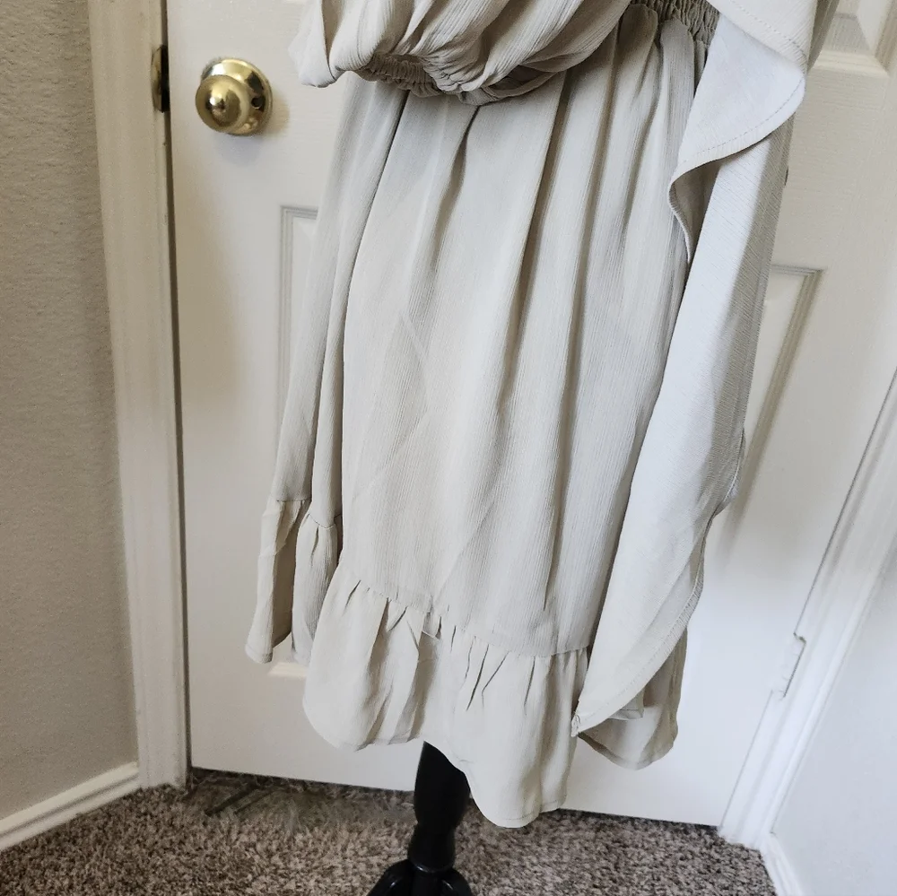Light Gray Ruffle-Hem Midi Dress - Brand Unspecified